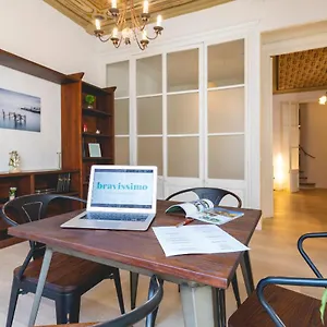  Apartamento Bravissimo Placa Del Vi, Authentic Historic España